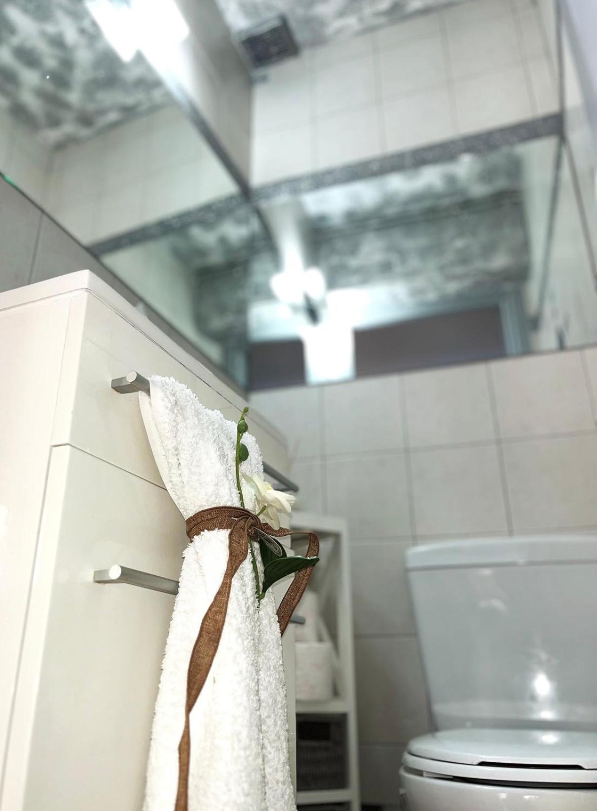 Diamond City Lux Apartment 阿尔戈斯托利翁 外观 照片